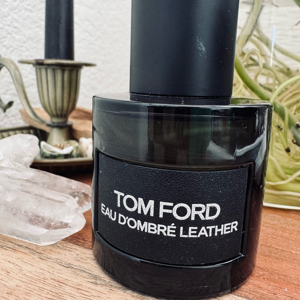Tom Ford Black Eau D'Ombre Leather Fragrance